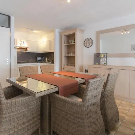 103 By Interhome Bredene