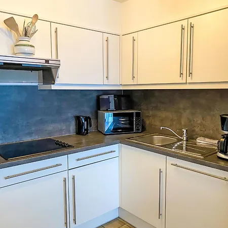 Astrid 103 With Balcony By Interhome Apartmán